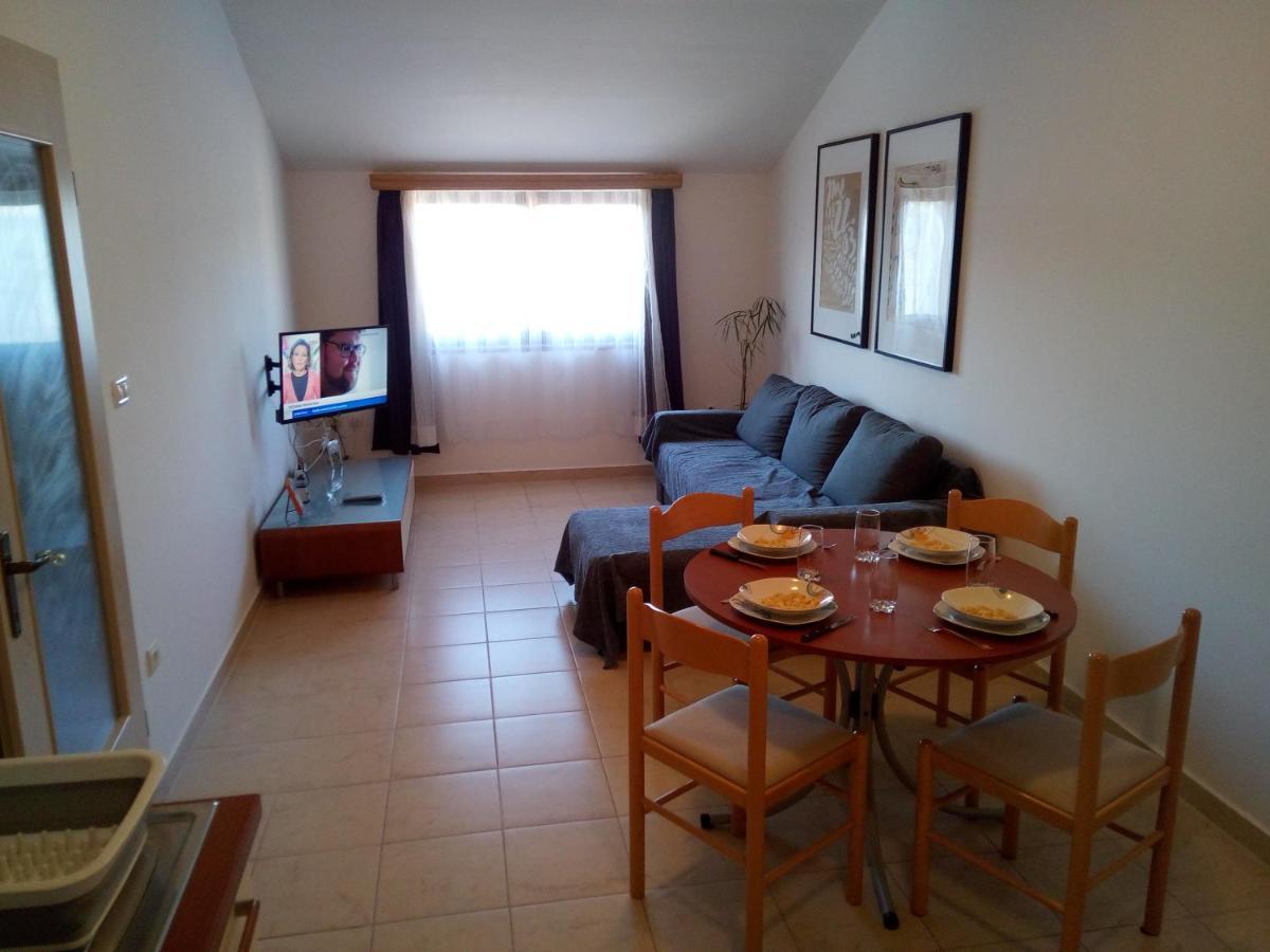 Apartman Adriatic Пула Экстерьер фото