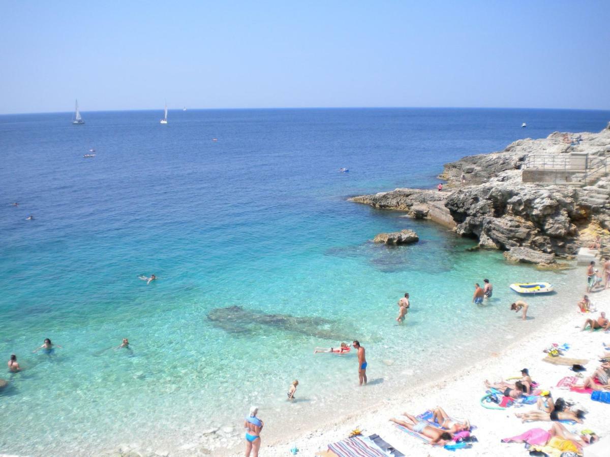 Apartman Adriatic Пула Экстерьер фото